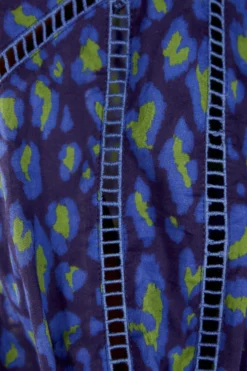 Farm Rio Blue Leopard Pop Blouse -Farm Rio Shop 301831 05 scaled