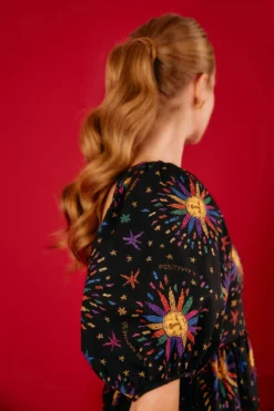 Farm Rio Rainbow Suns Organic Cotton Maxi Dress -Farm Rio Shop 302685 02 1 scaled