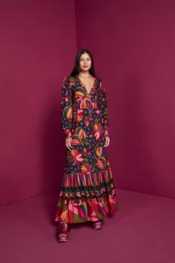 Farm Rio Black Banana Sky Lenzing™ Ecovero™ ViscoseMaxi Dress 9 Farm Rio Black Banana Sky Lenzing™ Ecovero™ ViscoseMaxi Dress -Farm Rio Shop 302687 04 scaled