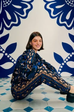 Farm Rio Black Macaw Forest Sweatpants -Farm Rio Shop 303956 03