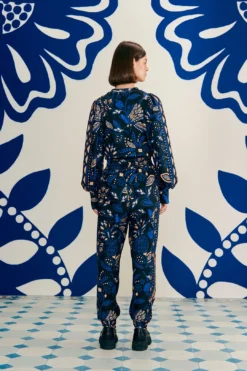 Farm Rio Black Macaw Forest Sweatpants -Farm Rio Shop 303956 04