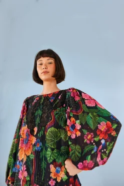 Farm Rio Black Blooming Garden Blouse 8 Farm Rio Black Blooming Garden Blouse -Farm Rio Shop 306231 03