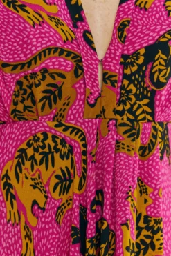 Farm Rio Pink Wild Leopards Maxi Dress 11 Farm Rio Pink Wild Leopards Maxi Dress -Farm Rio Shop 308345 05