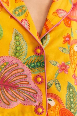 Farm Rio Yellow Macaw Bloom Shirt 10 Farm Rio Yellow Macaw Bloom Shirt -Farm Rio Shop 309403 05 6017ab6e c05a 405c a4f5 62f1dfc10254