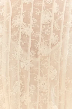 Farm Rio Off-White 3d Flower Pleated Mini Dress 16 Farm Rio Off-White 3d Flower Pleated Mini Dress -Farm Rio Shop 312366 08