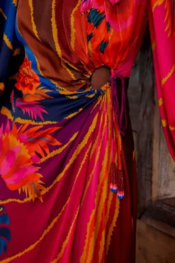 Farm Rio Vintage Wave Circle Cut-Out Midi Dress -Farm Rio Shop 312373 04