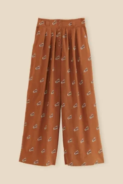Farm Rio Caramel Embroidered Horses Pants -Farm Rio Shop 312388 06 scaled