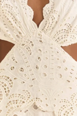 Farm Rio Off-White Richelieu Midi Dress -Farm Rio Shop 313629 04 scaled