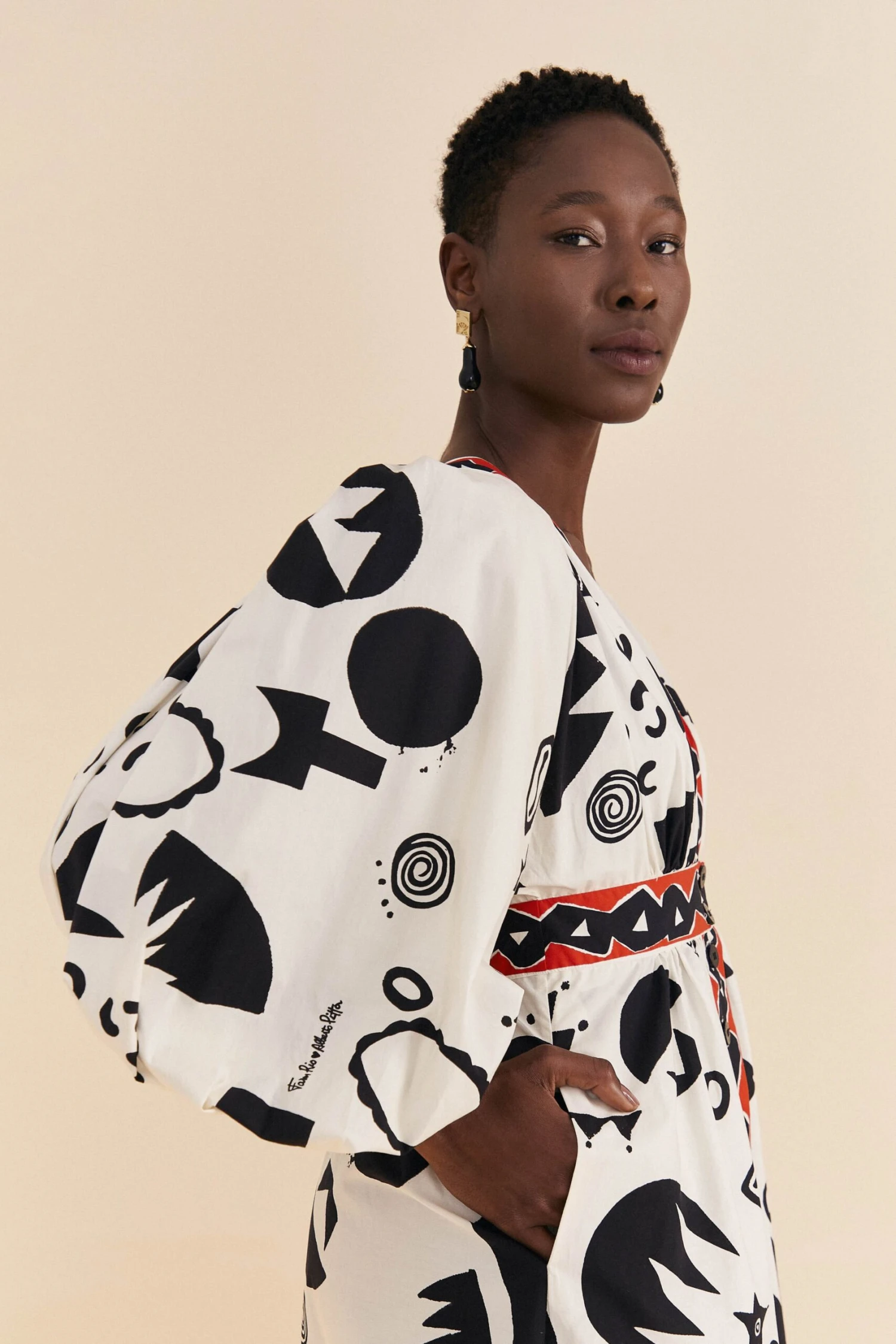 Farm Rio Off-White Pitta Soul Puff Sleeve Midi Dress 2 Farm Rio Off-White Pitta Soul Puff Sleeve Midi Dress - Image 2