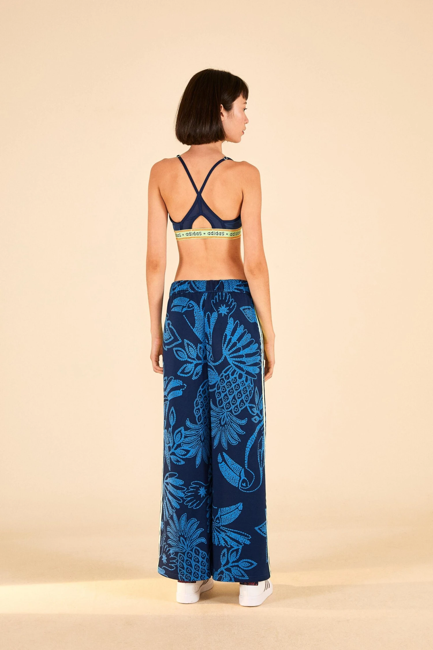 Farm Rio ADIDAS FARM LS Bra Blue 2 Farm Rio ADIDAS FARM LS Bra Blue - Image 2